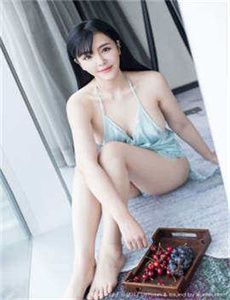 《绝色娇嫩美人妻老师》